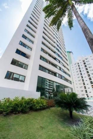 Flat em Boa Viagem - PortoMar AP 505