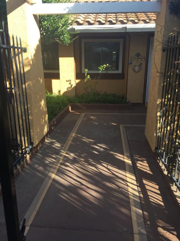 Beautiful Foothill Home - Standard Double Room