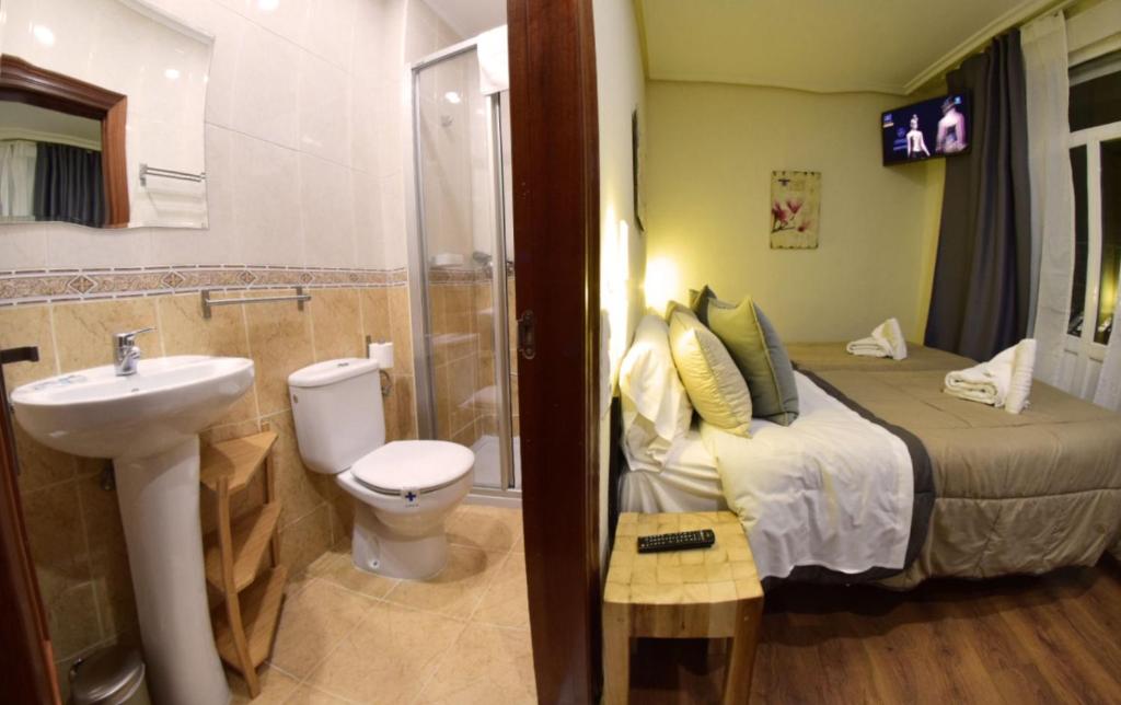 Hostel Gijón Centro - 1