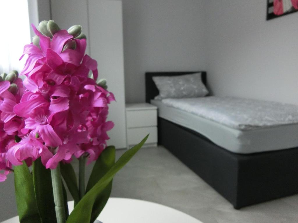 Katil atau katil-katil dalam bilik di Zimmer Enzjan