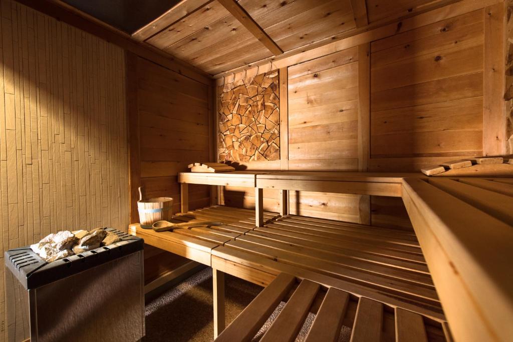 Fotografie z fotogalerie ubytování Hotel Zirmes v Moeně