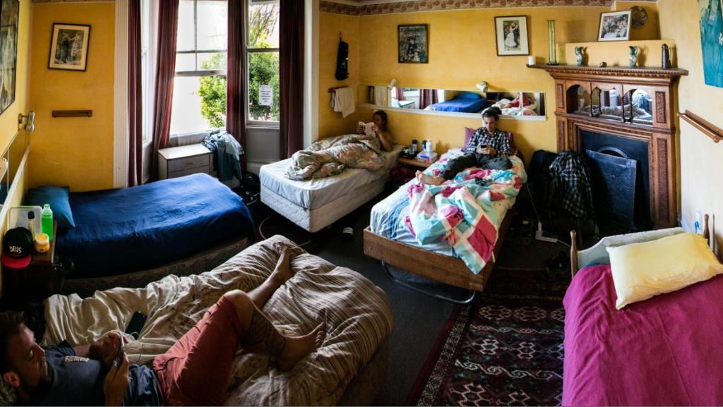 
Single Bed in 5-Bed Mixed Dormitory Room
