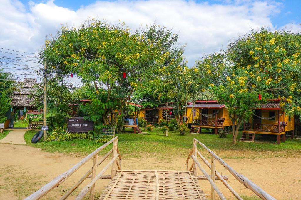 Gallery image of Family Hut Pai in Pai