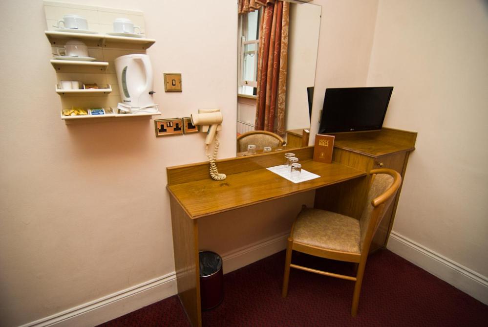 Alexandra Hotel - Resim 15