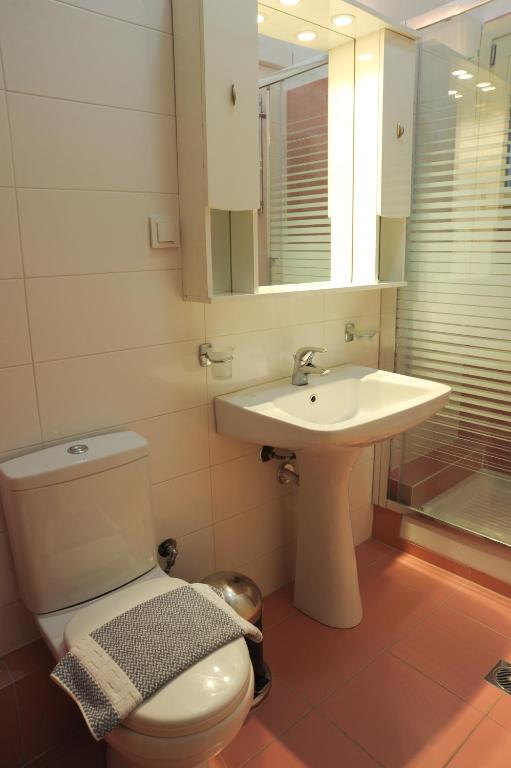 Spyrou Studios & Apartments - Deluxe Suite с видом на море