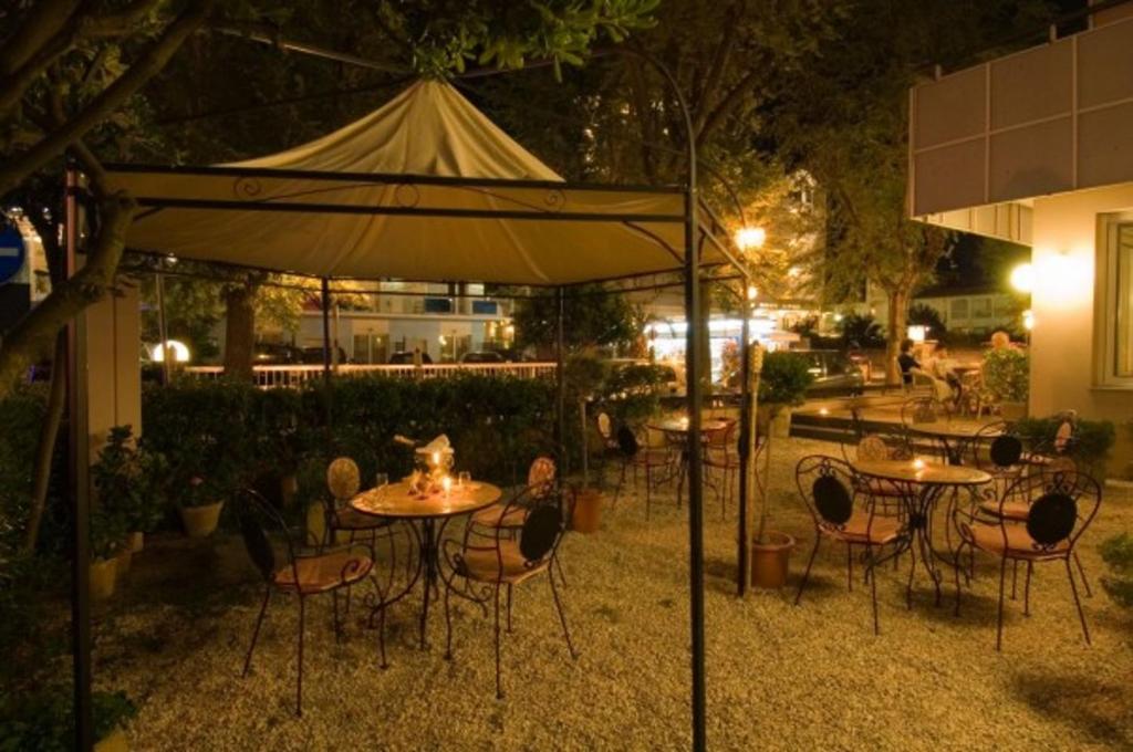 Zahrada ubytování Hotel Des Bains