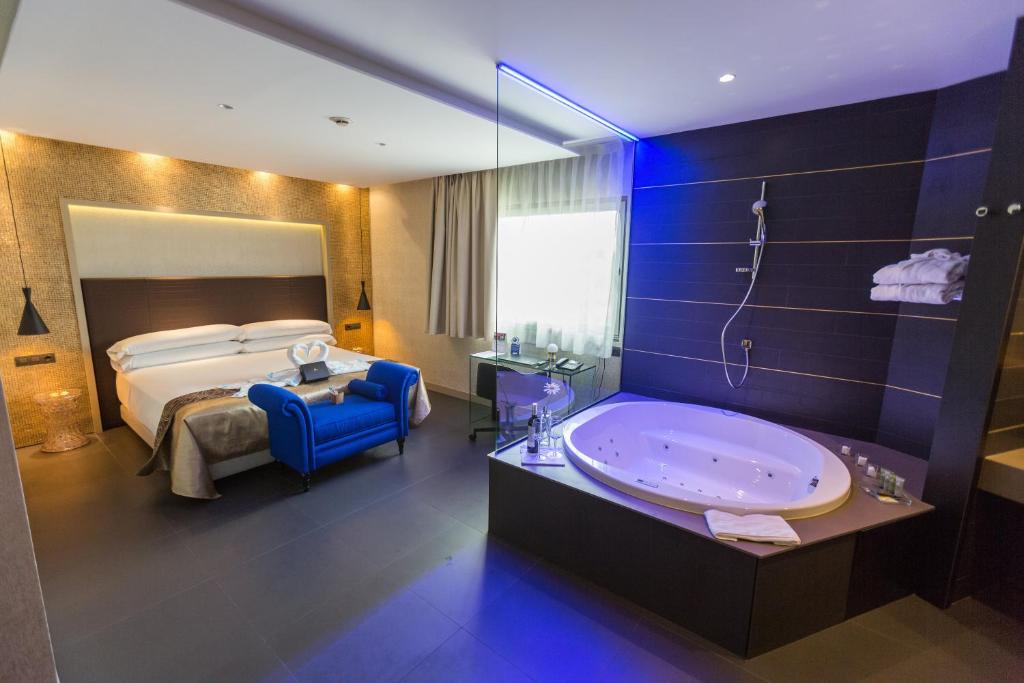 Koupelna v ubytování Felix Hotel