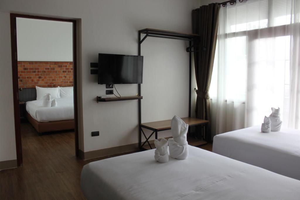 The Old City Wall Inn - Resim 32