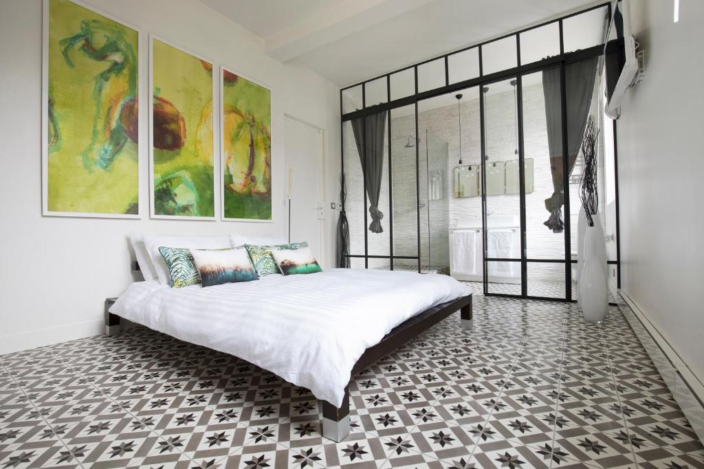 Romantic Artist Room Montmartre Bed & Breakfast