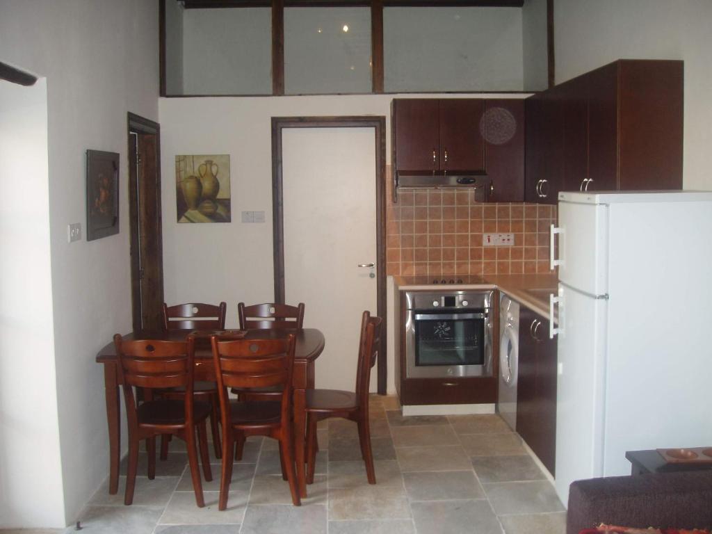 Kuchyň nebo kuchyňský kout v ubytování Vrakas House