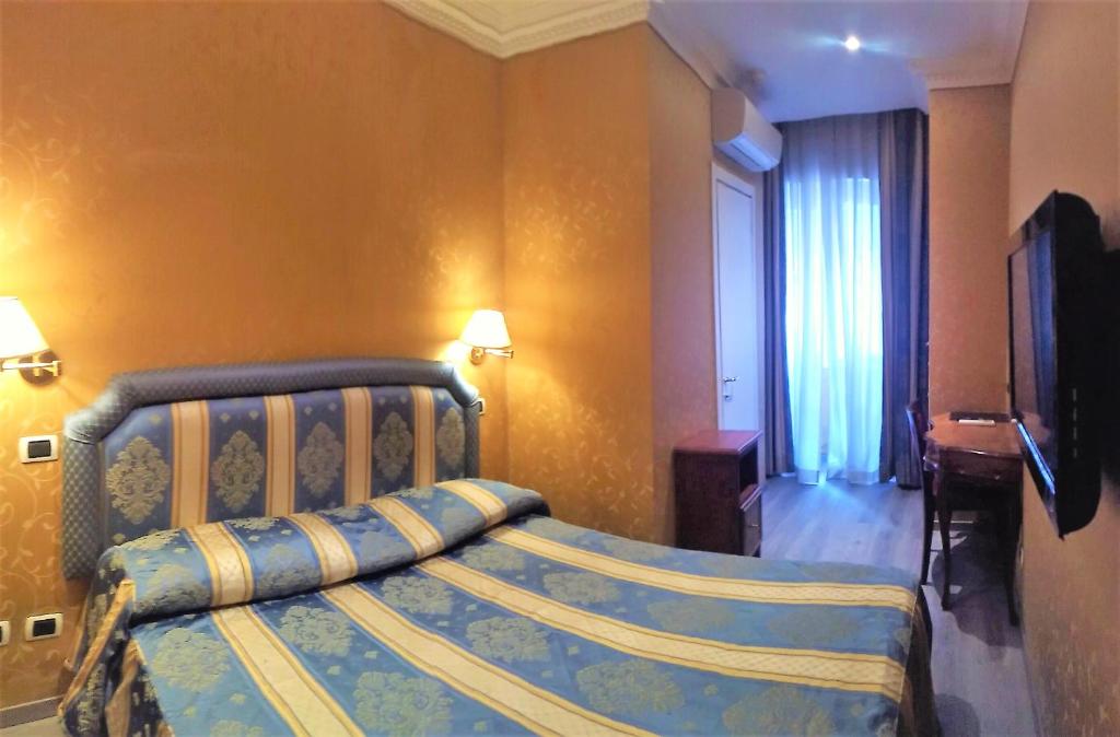 
Economy Double Room
