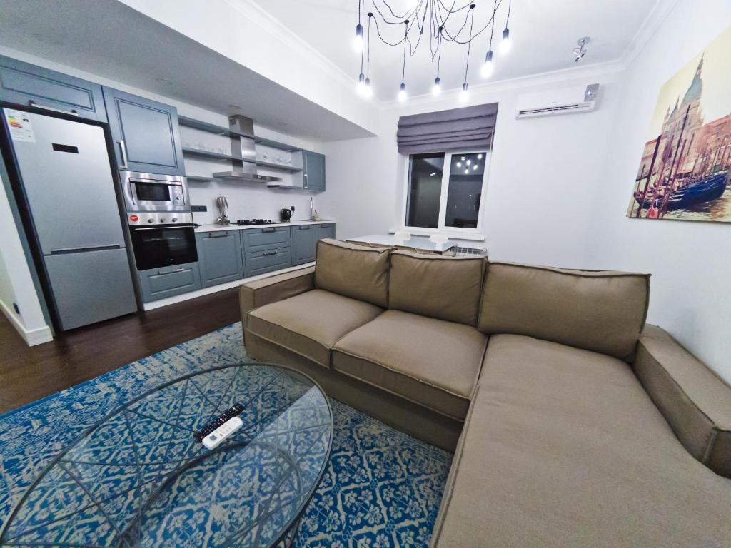 Opera Apartments Almaty - Apartamento De Dos Dormitorios