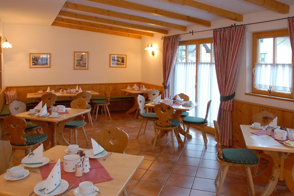 Hotel Pension Hubertus - 16