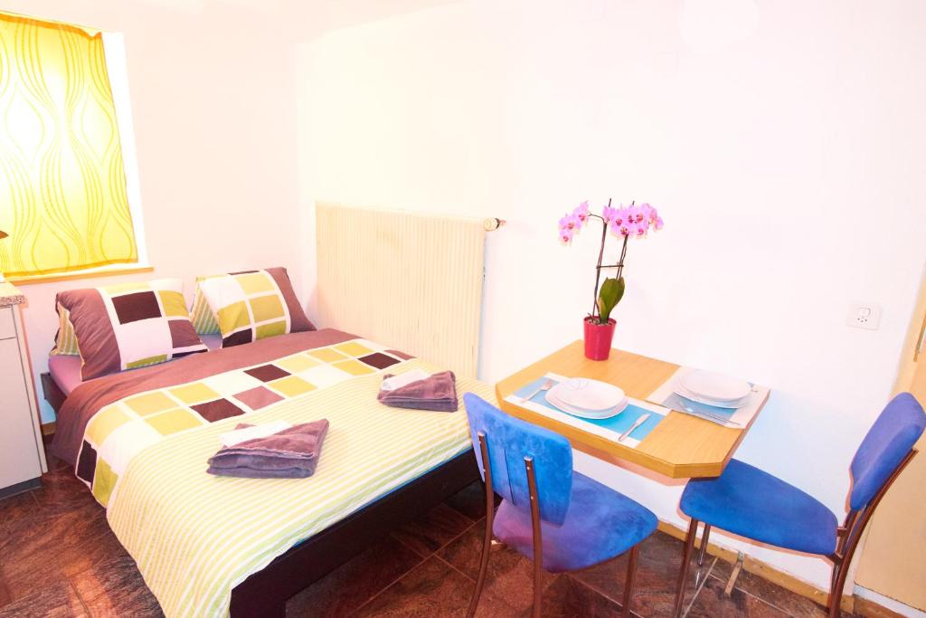 New West Station 7 - Resim 19