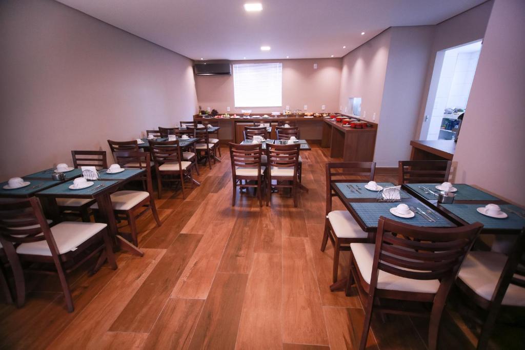 Restaurace v ubytování Hotel Portal Guanambi