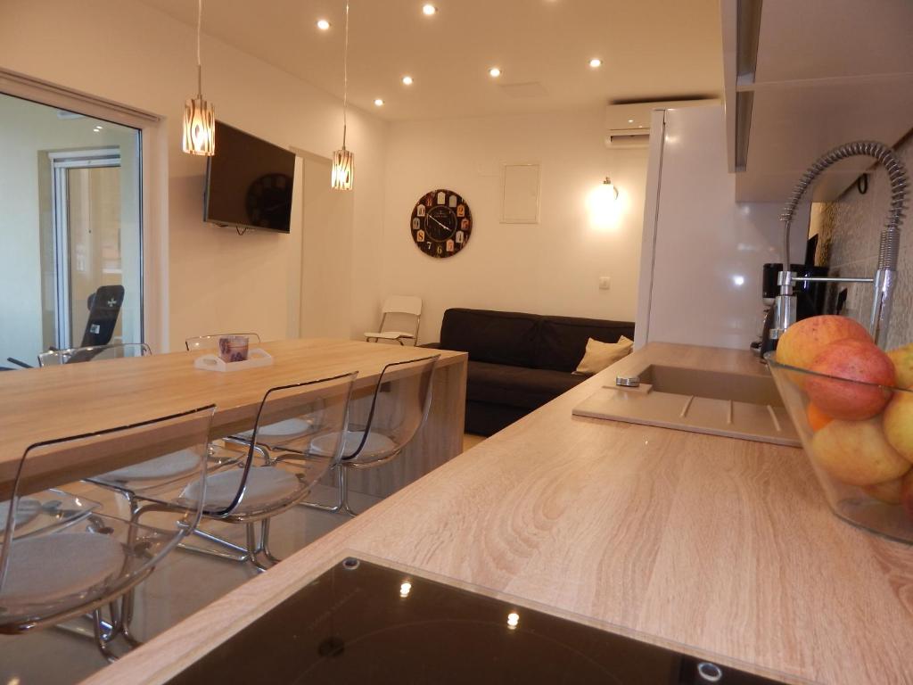 TV a/nebo společenská místnost v ubytování Apartment Pika 2