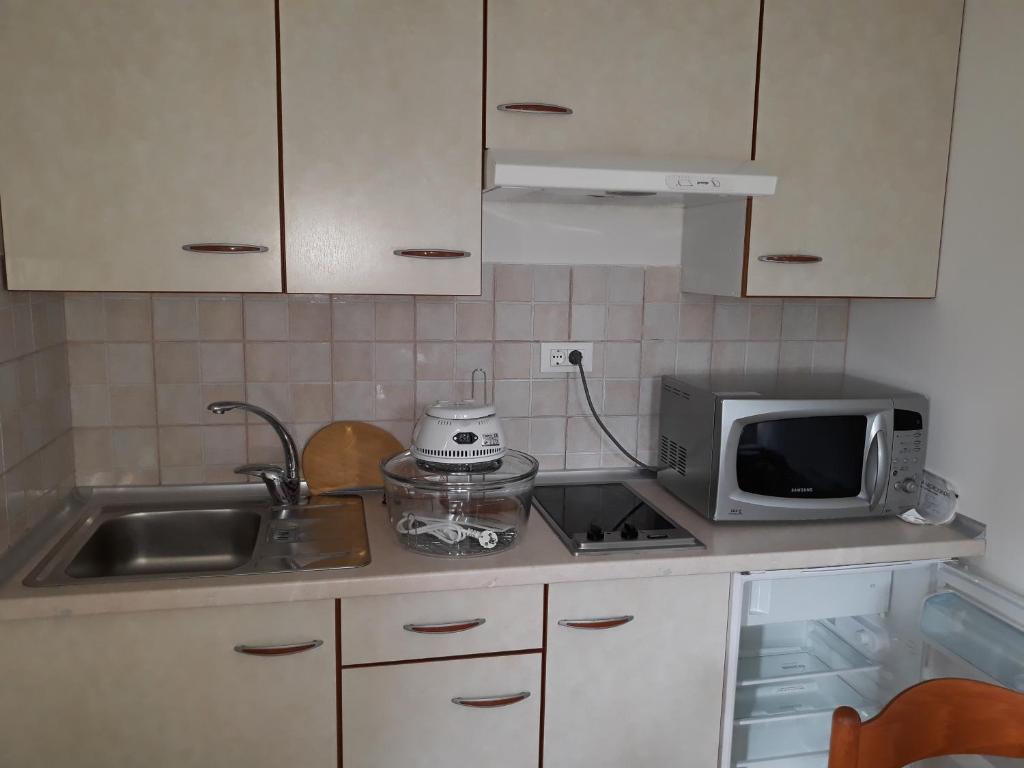 Kuchyň nebo kuchyňský kout v ubytování House Barizoni