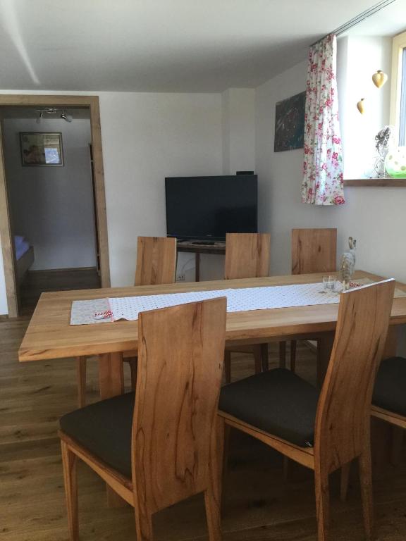 TV a/nebo společenská místnost v ubytování Apartment Nest