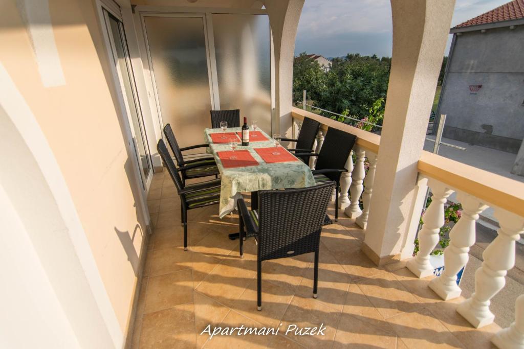 Balkón nebo terasa v ubytování apartmani Puzek