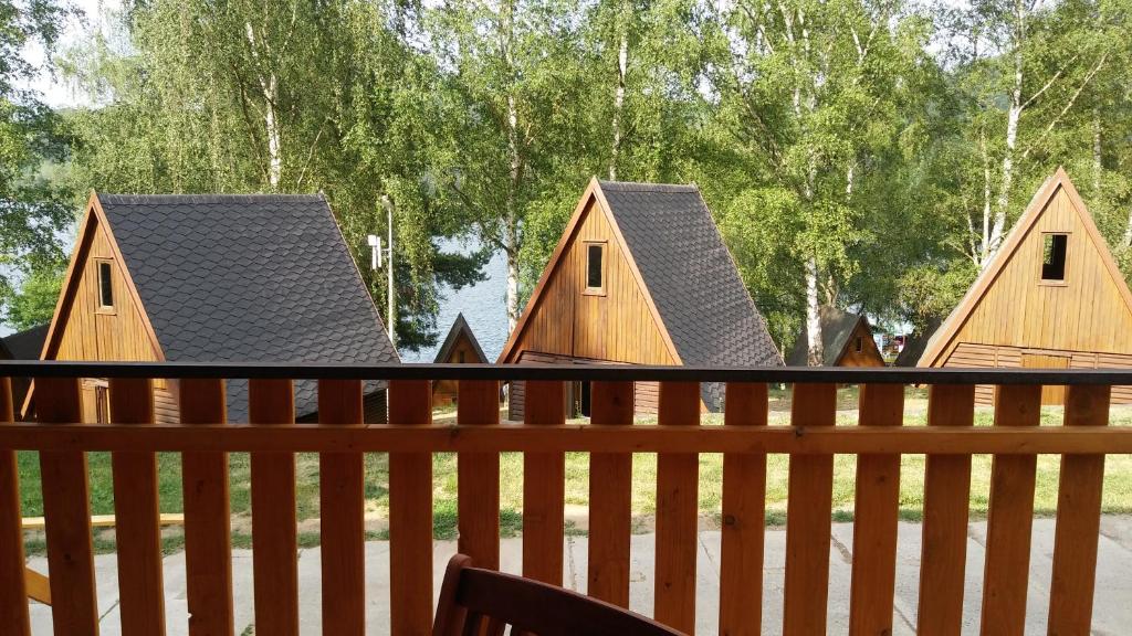 Příroda nedaleko prázdninového areálu