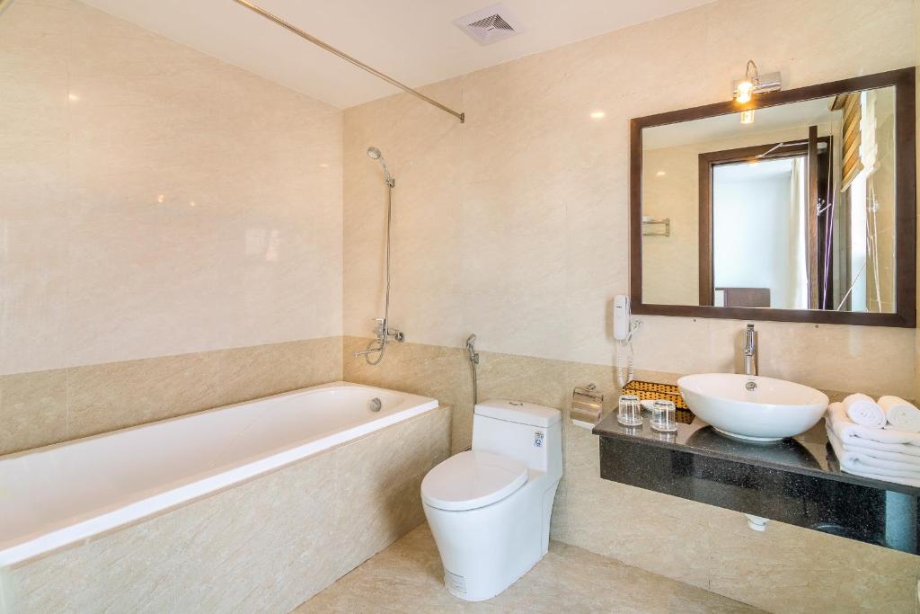 Phòng Premier Có Giường Cỡ King Nhìn Ra Một Góc Biển