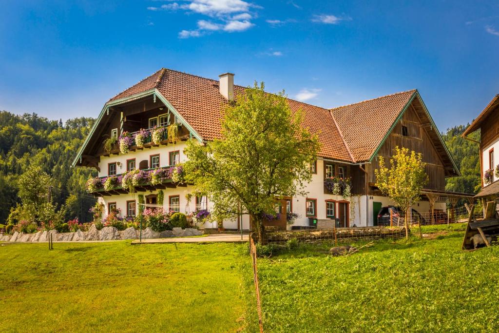 Zahrada ubytování Wohlfühlbauernhof Bambichlhof