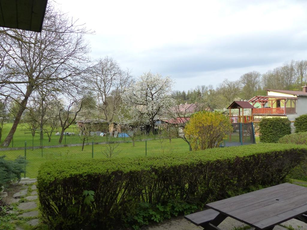 Zahrada ubytování Vakantiehuis Reuzengebergte