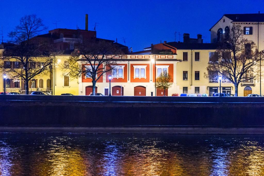 Budynek, w którym mieści się apartament