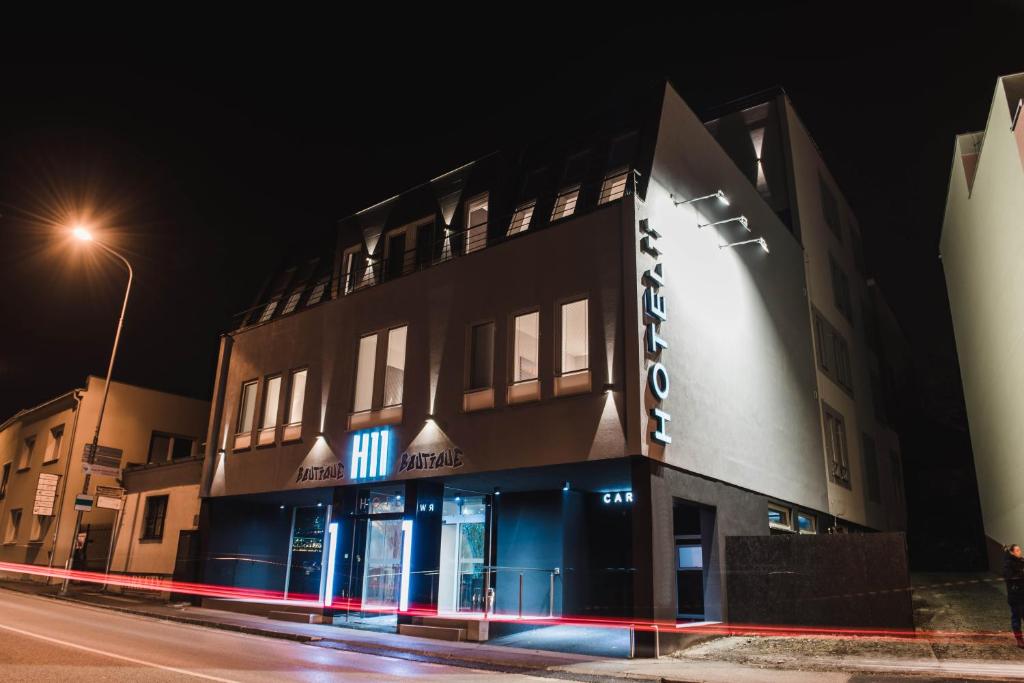 BOUTIQUE HOTEL11 with rooftop SPA - Resim 13