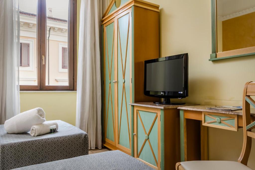 Exe Domus Aurea - Resim 19