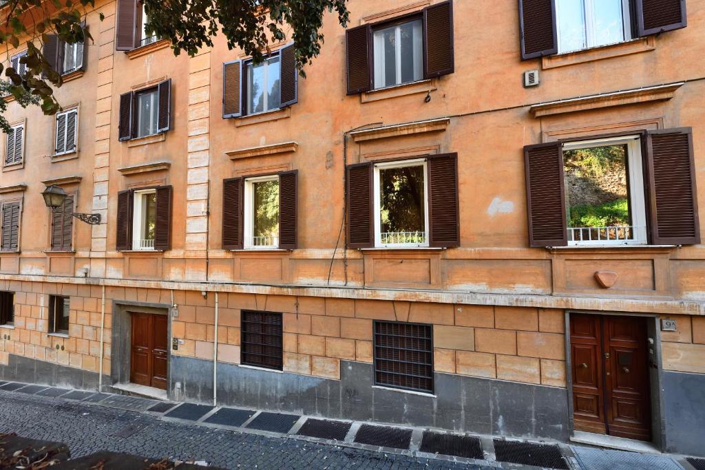 Budynek, w którym mieści się apartament