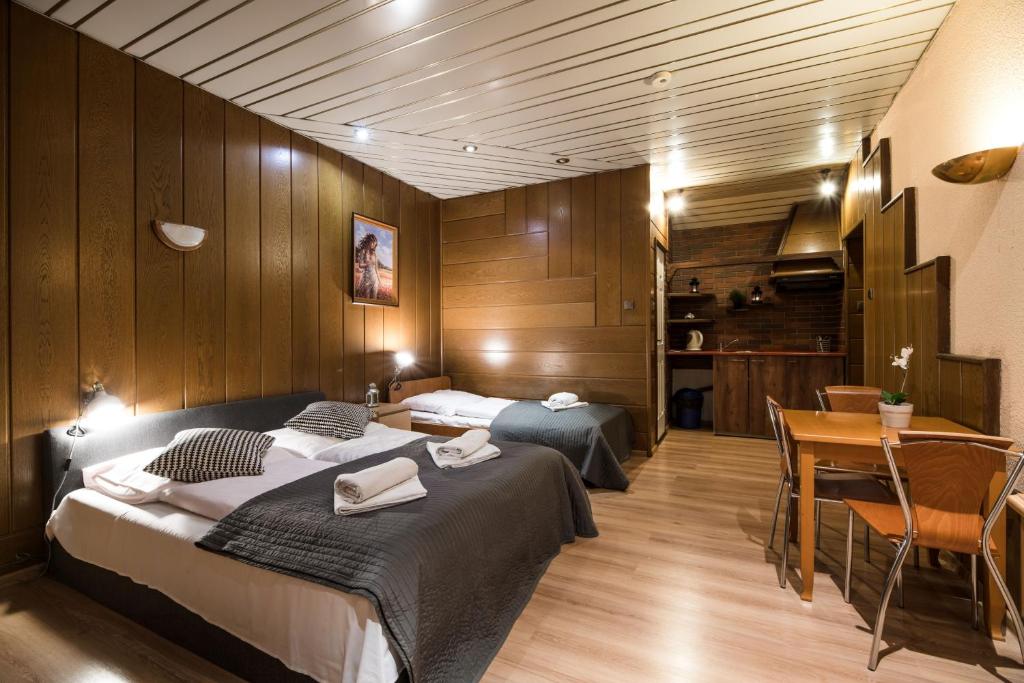 Golden Lion Guest Rooms Szewska 19 - Deluxe Apartment