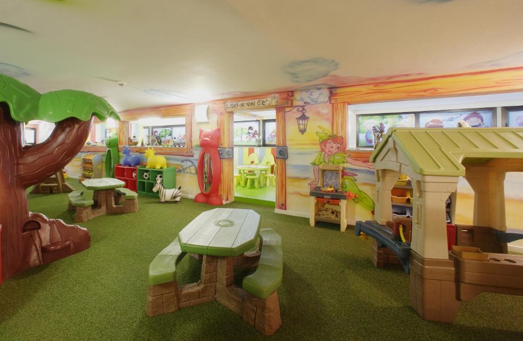 Dětský klub v ubytování Hotel Gardenia