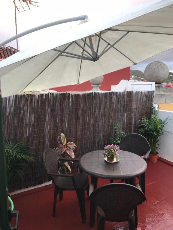 A patio or other outdoor area at Apartamentos La Concepción