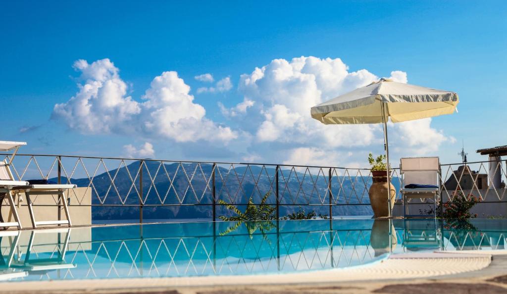 Bazén v ubytování Hotel Arcangelo - Salina nebo v jeho okolí