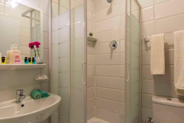 Pyramids View Inn Bed & Breakfast - Camera Tripla Con Bagno Privato