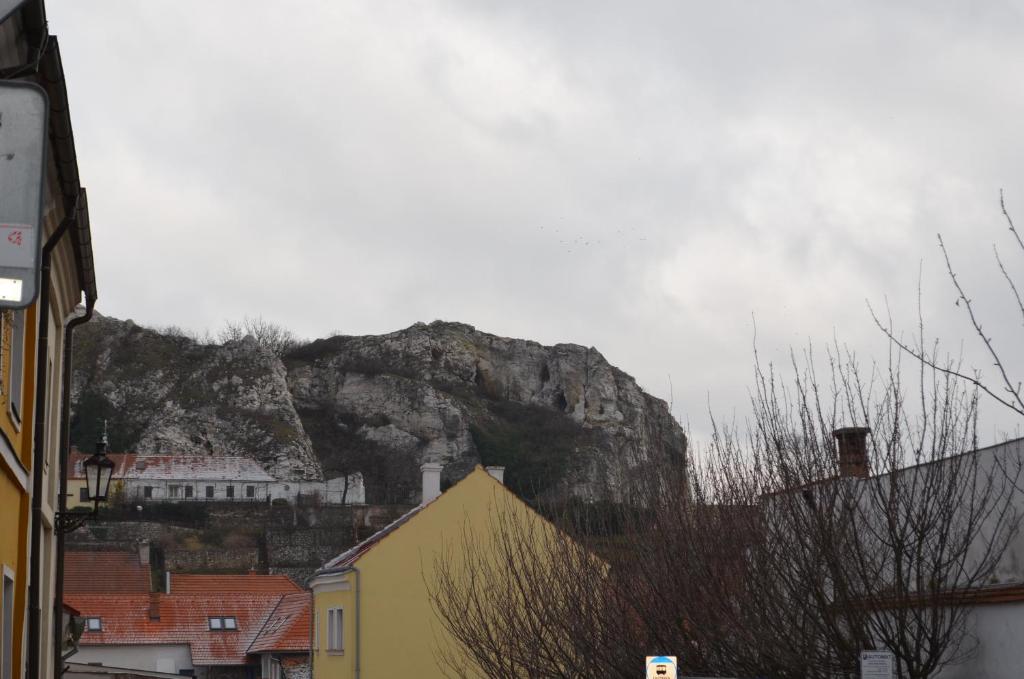 Splošen pogled na gorovje oz. razgled na gore, ki ga ponuja gostišče