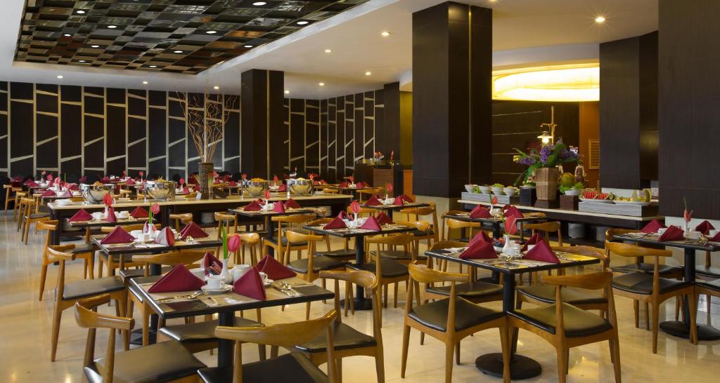 Restaurace v ubytování Atria Hotel Magelang