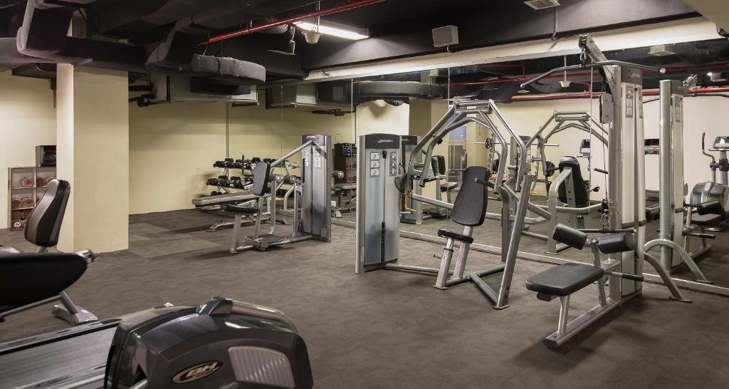 Fitness centrum a/nebo fitness zařízení v ubytování Atria Hotel Magelang