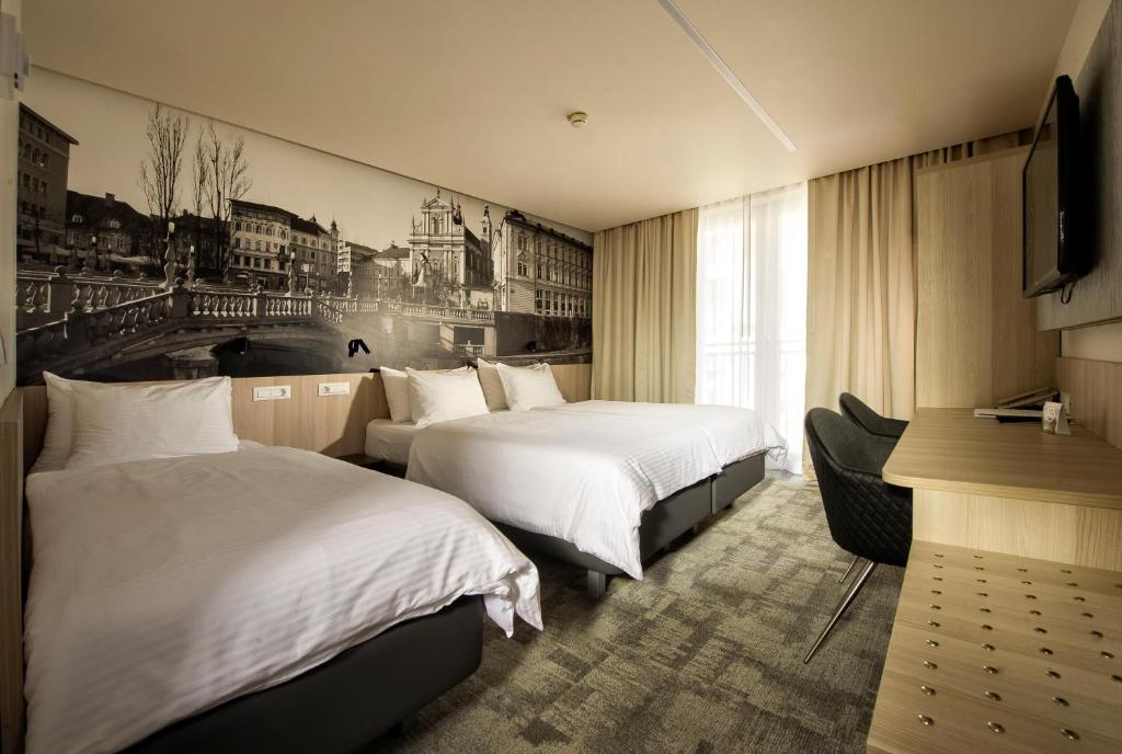 City Hotel Ljubljana - Resim 19