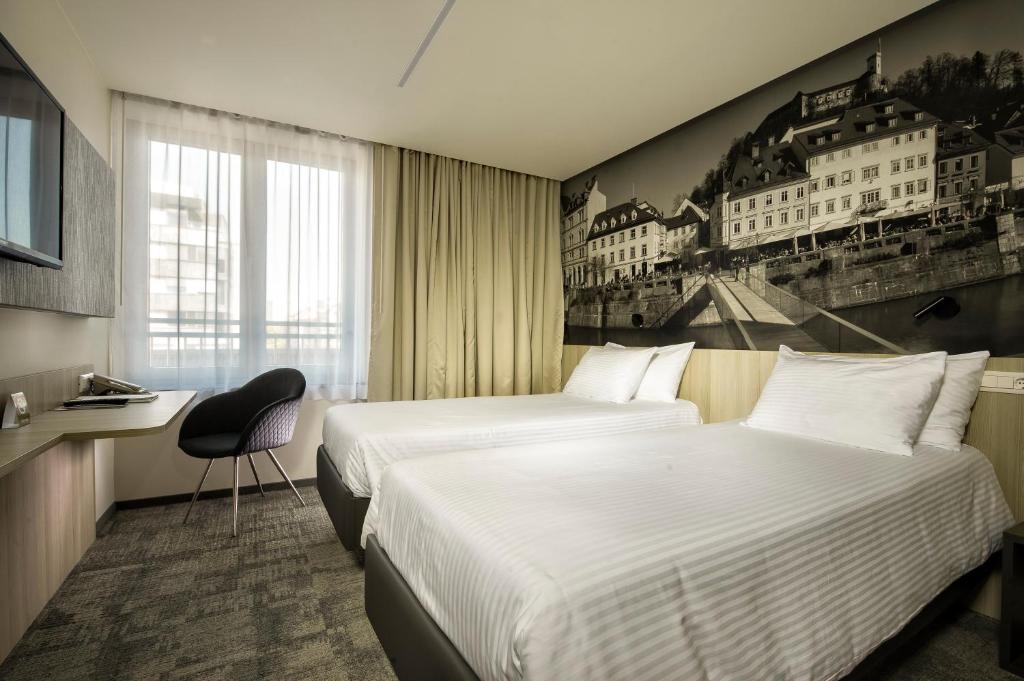 City Hotel Ljubljana - Resim 18