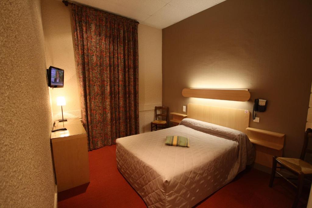 Logis Hotel L'ange Couronne - Habitación Doble