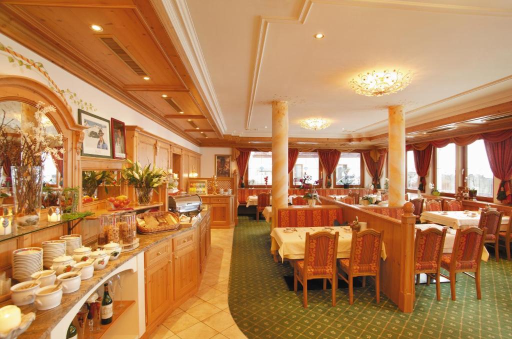 Restaurace v ubytování Alpenresidenz Trisanna
