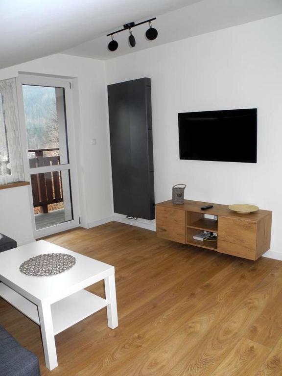 Apartamenty Skalite Szczyrk ul Woźna 14 - Apartment With Mountain View