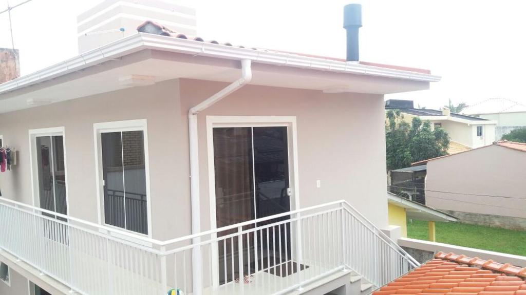  Apartamento - Praia da Armação do Pântano do Sul