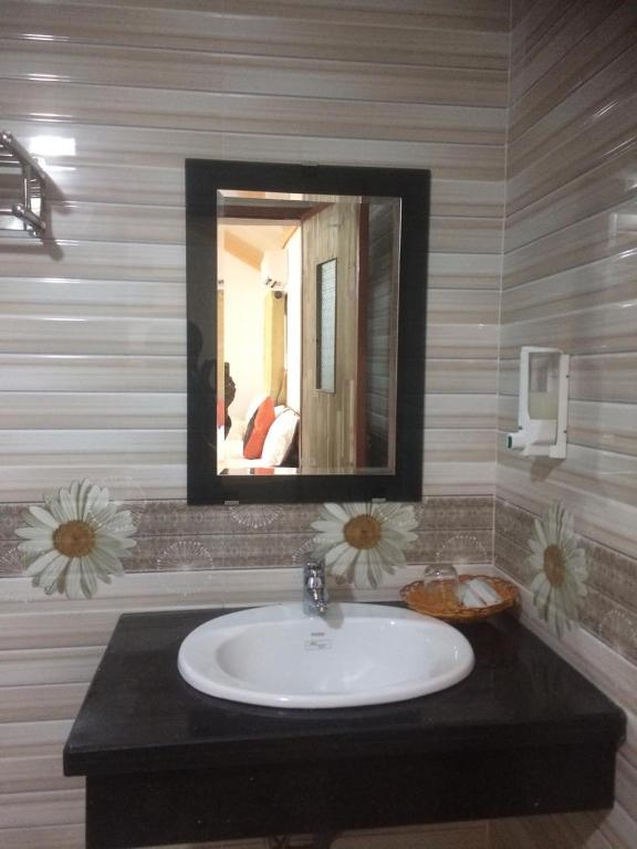 Tam Coc Palm House - 5