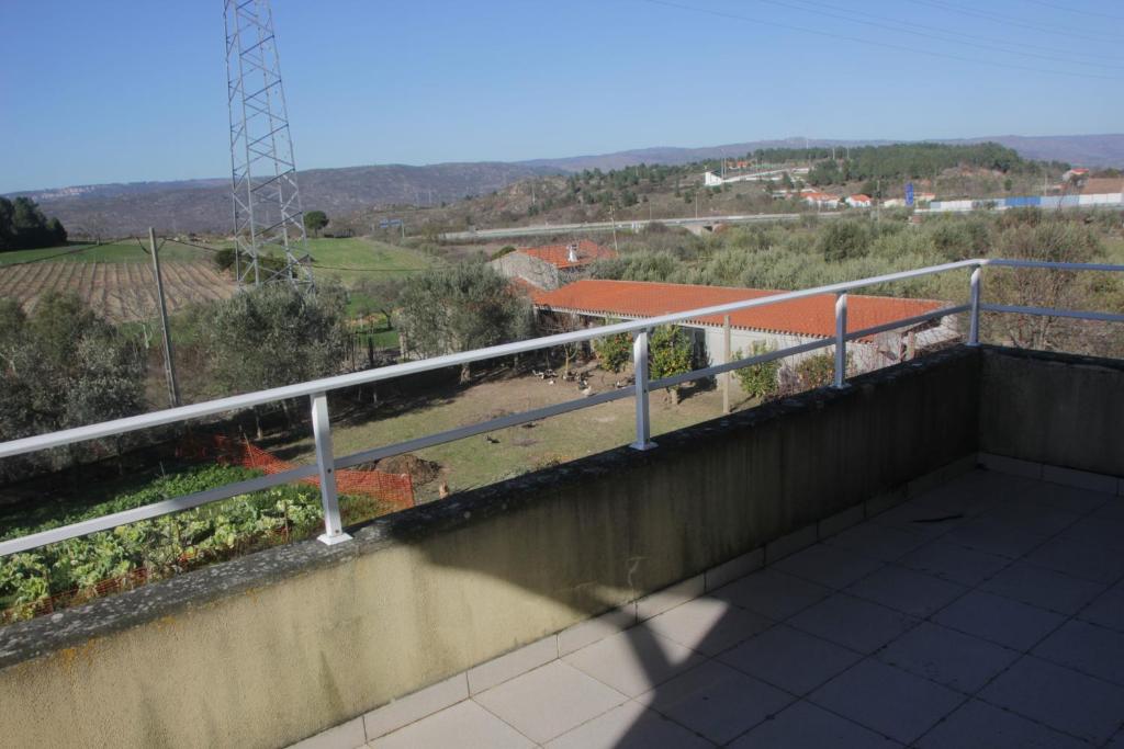 Uma vista geral da montanha ou uma vista da montanha a partir do bed and breakfast