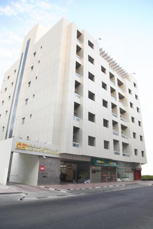 Budova, kde se aparthotel nachází