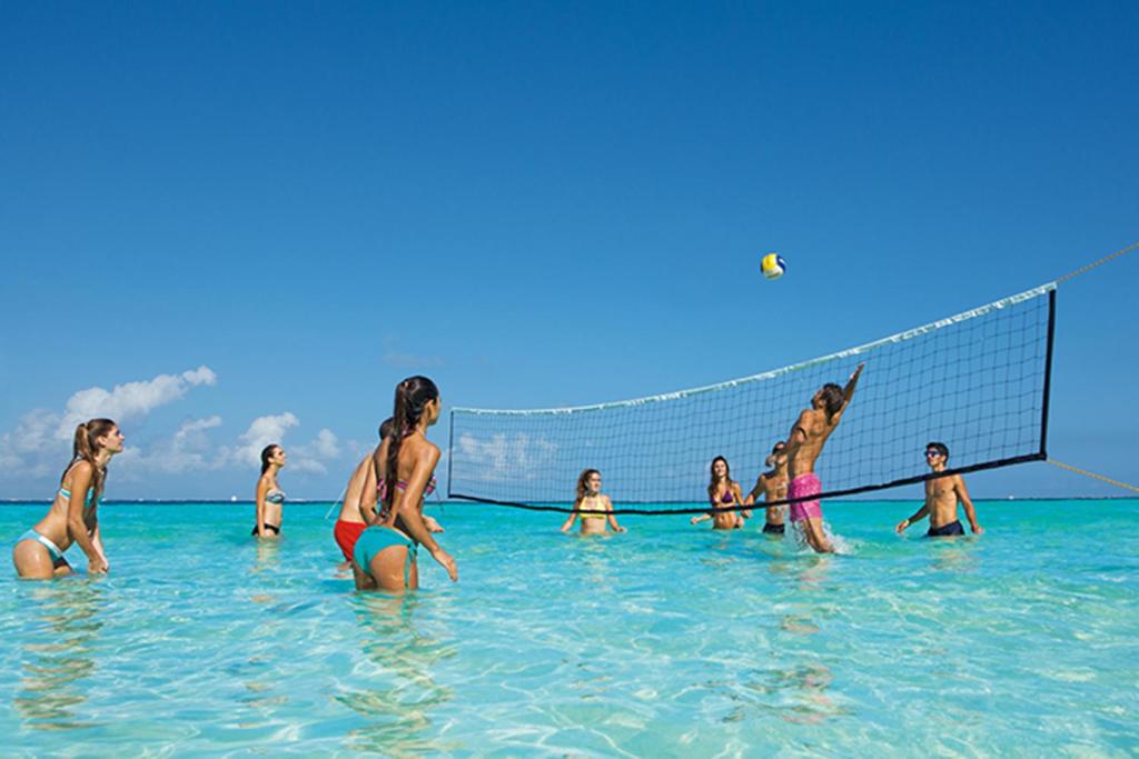 Dreams Sands Cancun Resort & Spa - Deluxe Ocean Front (2 Volwassenen + 1 Kind)