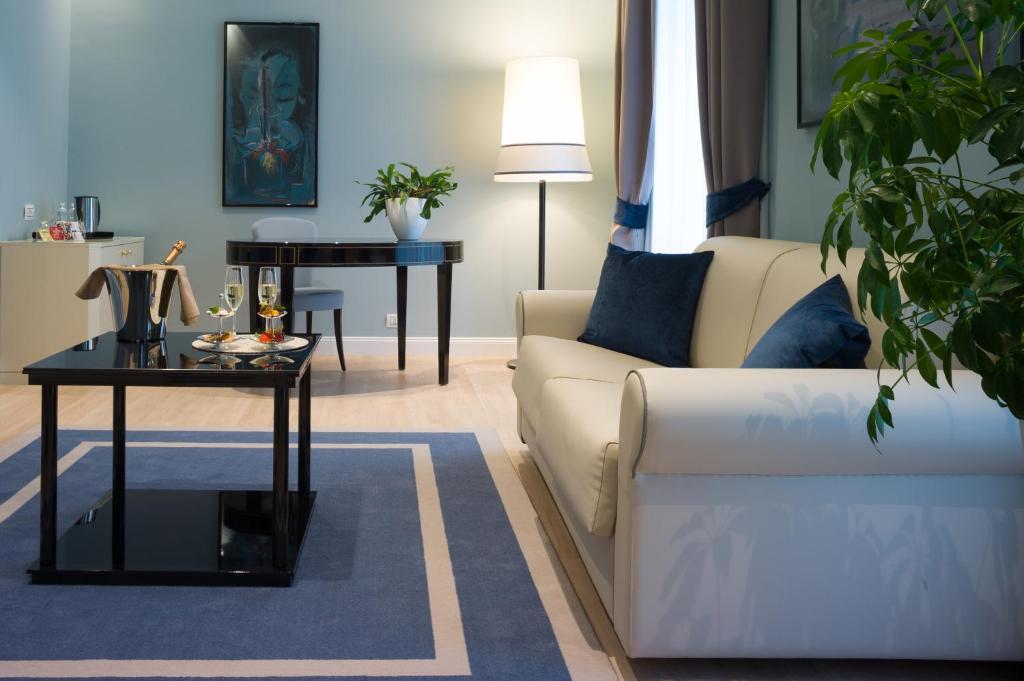 Turin Palace Hotel - Resim 38